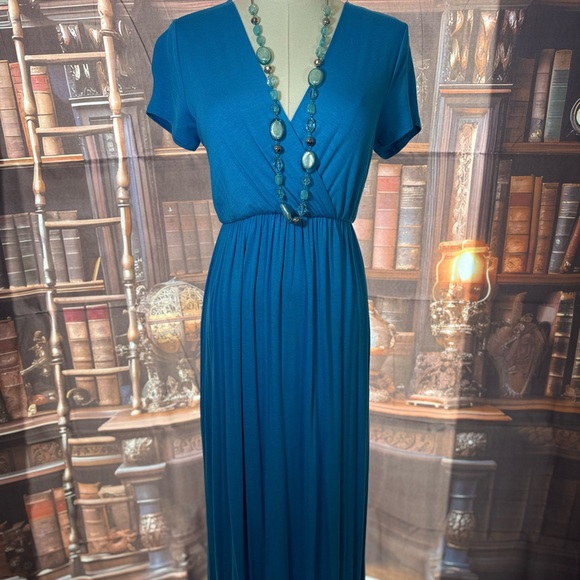 Mother Bee Maternity Vibrant Blue Maxi Dress - Picture 1 of 8
